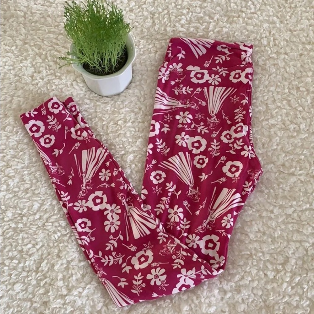 LuLaRoe OS Disney Leggings NWOT